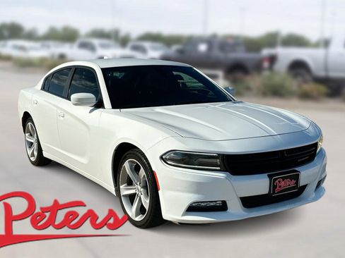 Used 2018 Dodge Charger SXT Plus w/ Quick Order Package 29J image 1