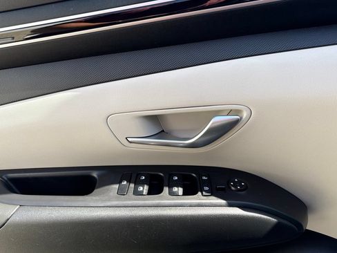 Certified 2024 Hyundai Tucson SEL AWD/4WD image 13