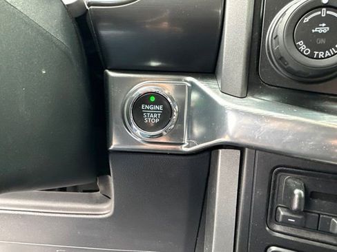 Used 2021 Ford F150 Lariat w/ Equipment Group 502A High AWD/4WD image 19