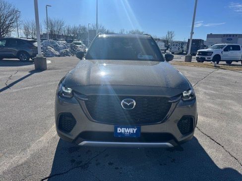 Used 2025 MAZDA CX-70 Plug-In Hybrid w/ Premium Plus image 2