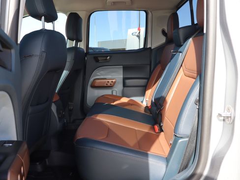 Used 2023 Ford Maverick Lariat w/ Lariat Luxury Package image 11