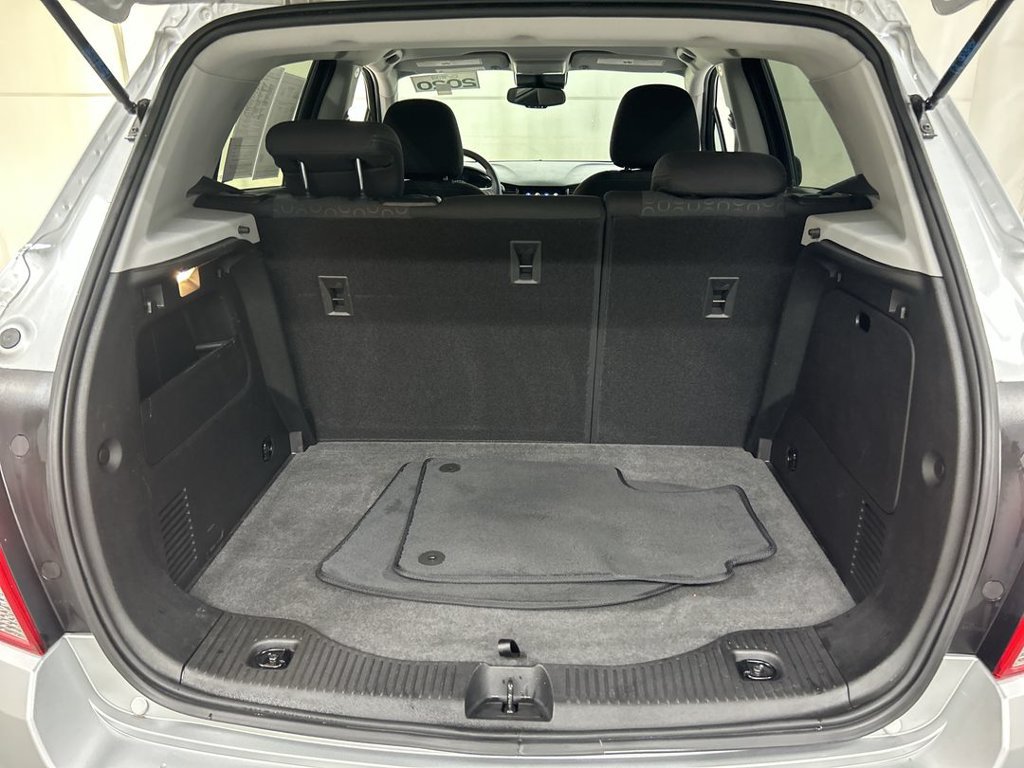 Used 2020 Chevrolet Trax LS w/ Tint and Cruise Package FWD image 21
