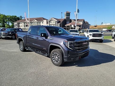 Certified 2023 GMC Sierra 1500 AT4 AWD/4WD image 2