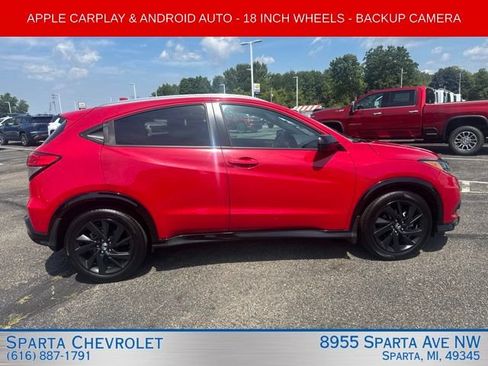 Used 2021 Honda HR-V Sport image 2
