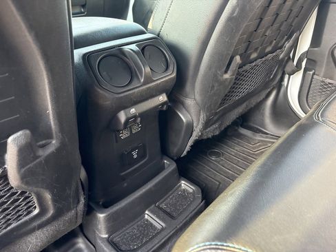 Used 2021 Jeep Wrangler Unlimited Rubicon 4xe w/ Cold Weather Group image 13