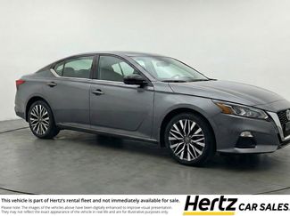 Used 2025 Nissan Altima 2.5 SV video 1