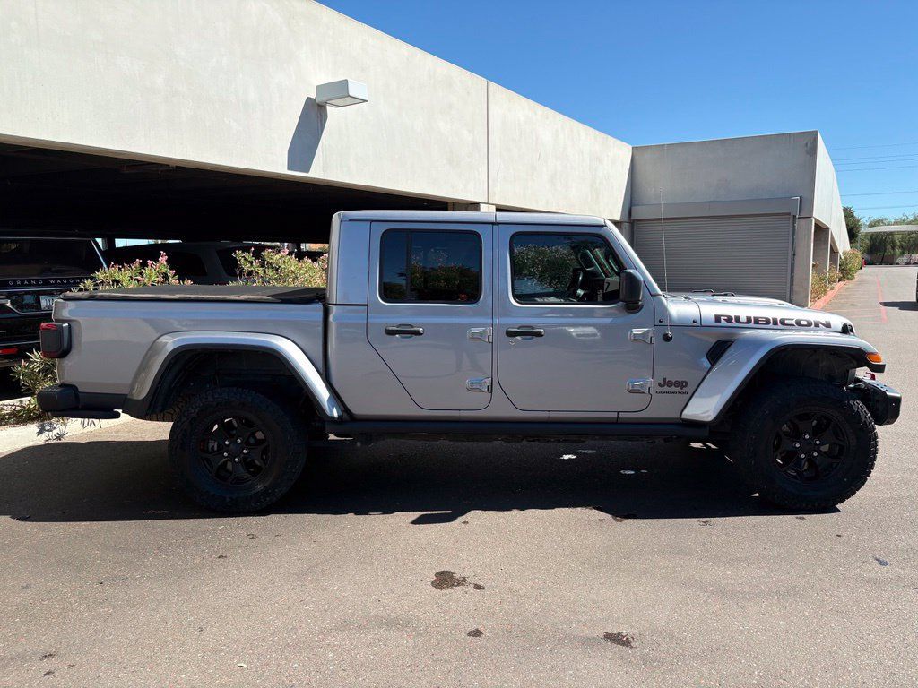 Used 2020 Jeep Gladiator Rubicon AWD/4WD image 4