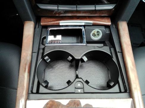 Used 2012 Mercedes-Benz E 350 4MATIC image 42