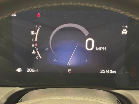 Used 2025 Buick Encore GX Preferred FWD image 39