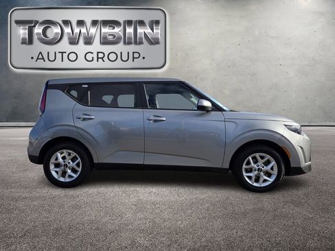 Certified 2024 Kia Soul LX w/ Option Group 015 image 3