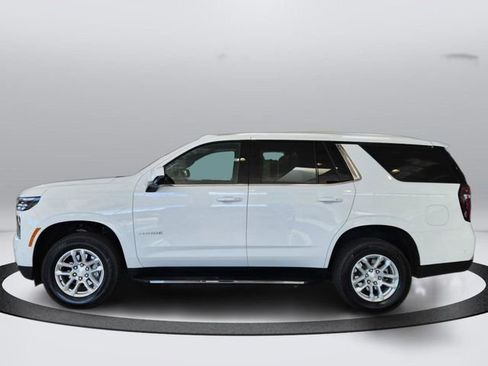 Used 2025 Chevrolet Tahoe LT AWD/4WD image 2