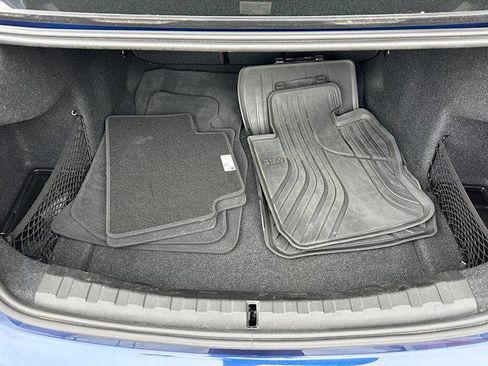 Used 2020 BMW 330i xDrive Sedan w/ Premium Package image 11