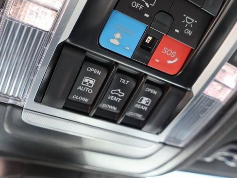 Used 2025 RAM 2500 Laramie w/ Night Edition image 31