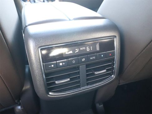 Used 2023 MAZDA CX-9 Signature image 12