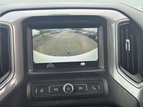 Used 2019 Chevrolet Silverado 1500 Custom w/ Custom Convenience Package AWD/4WD image 29
