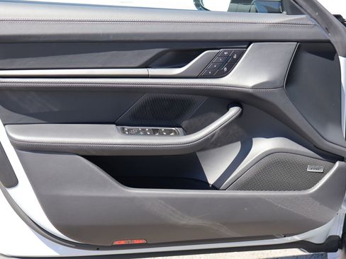 New 2026 Porsche Taycan 4S AWD/4WD image 13