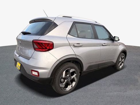 Certified 2026 Hyundai Venue SEL FWD image 3