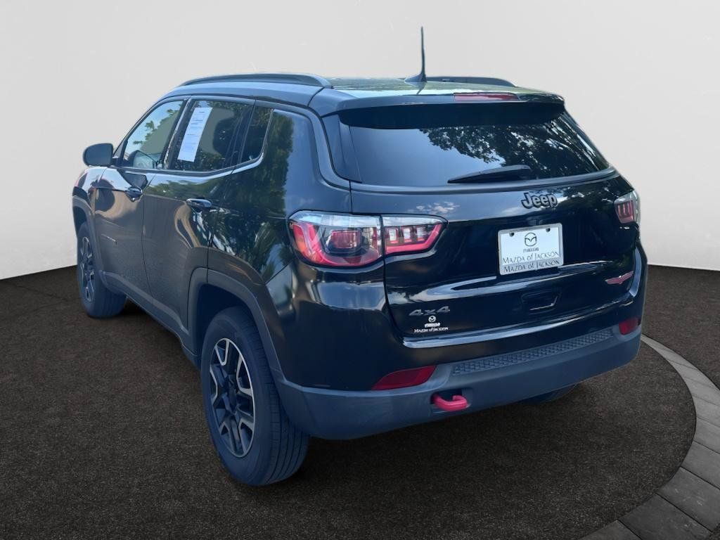 Used 2019 Jeep Compass Trailhawk AWD/4WD image 3