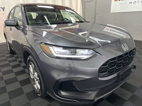 Used 2024 Honda HR-V LX image 2