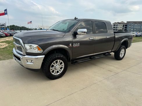 Used 2017 RAM 2500 Laramie w/ Off Road Package AWD/4WD image 4
