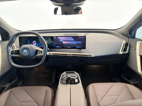 Certified 2024 BMW iX xDrive50 w/ Premium Package AWD/4WD image 17