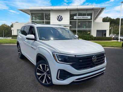 New 2025 Volkswagen Atlas SEL Premium R-Line