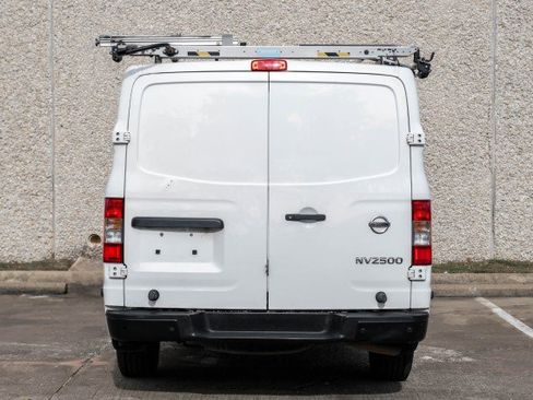 Used 2019 Nissan NV 2500 SV w/ Navigation Package image 8