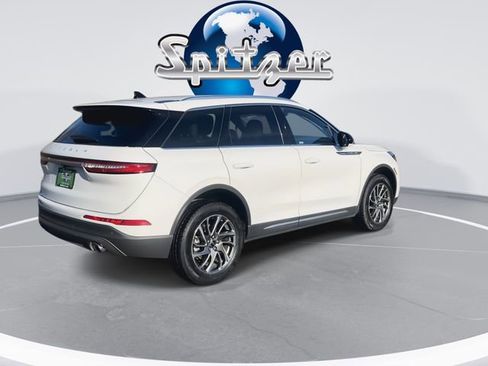 Used 2022 Lincoln Corsair AWD w/ Equipment Group 101A image 9