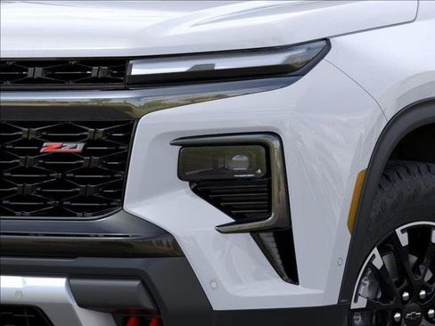 New 2026 Chevrolet Traverse Z71 w/ Enhanced Driving Package image 10