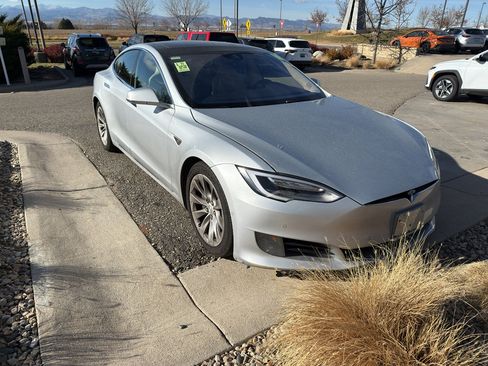 Used 2016 Tesla Model S 75D image 6