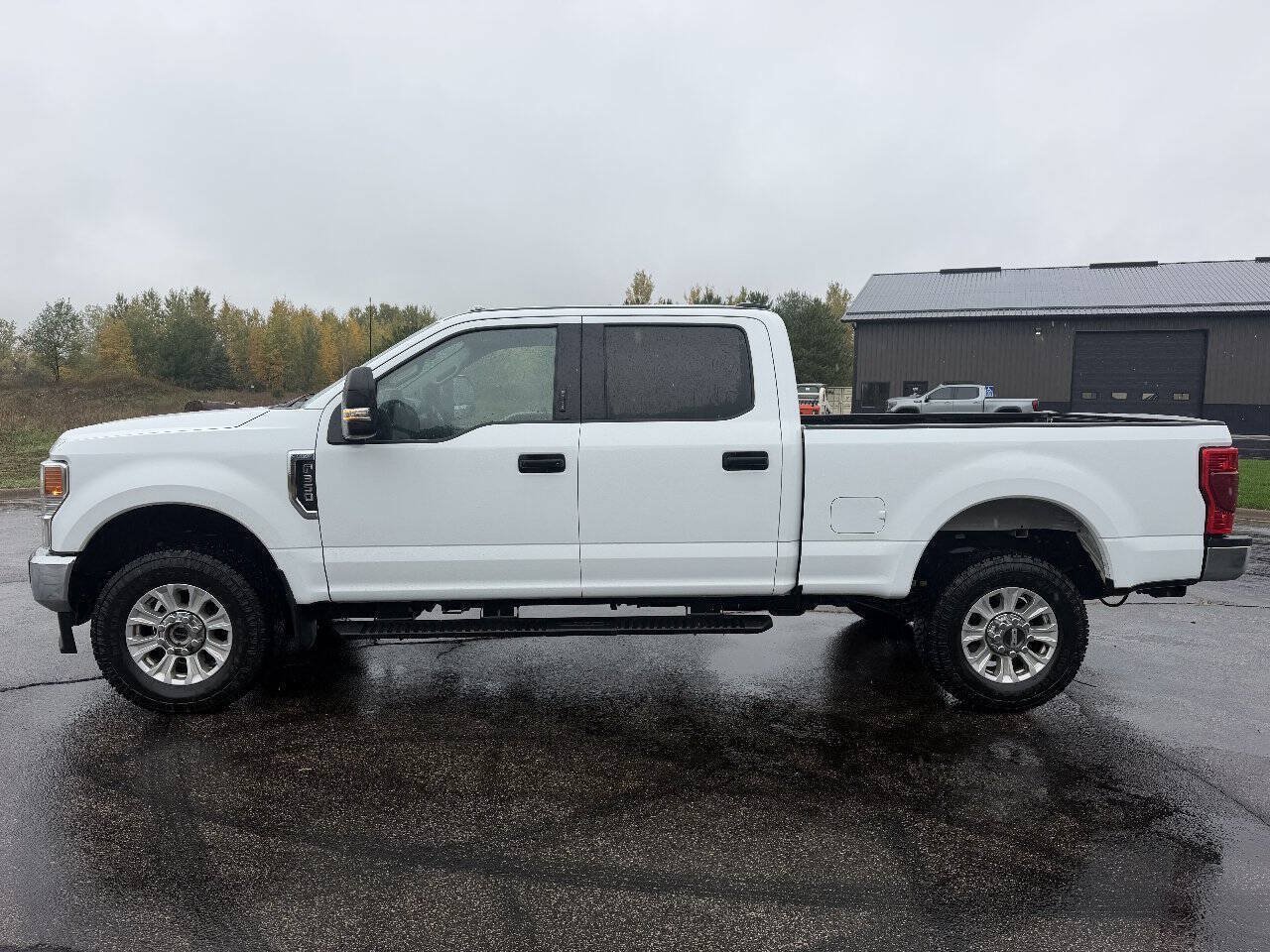 Used 2022 Ford F350 XLT w/ XLT Value Package AWD/4WD image 5