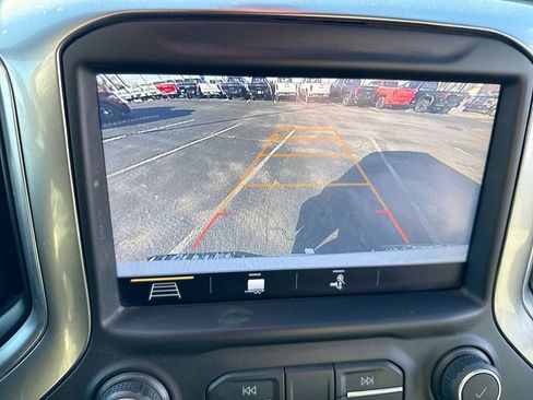 Used 2019 Chevrolet Silverado 1500 LTZ w/ LTZ Convenience Package image 17