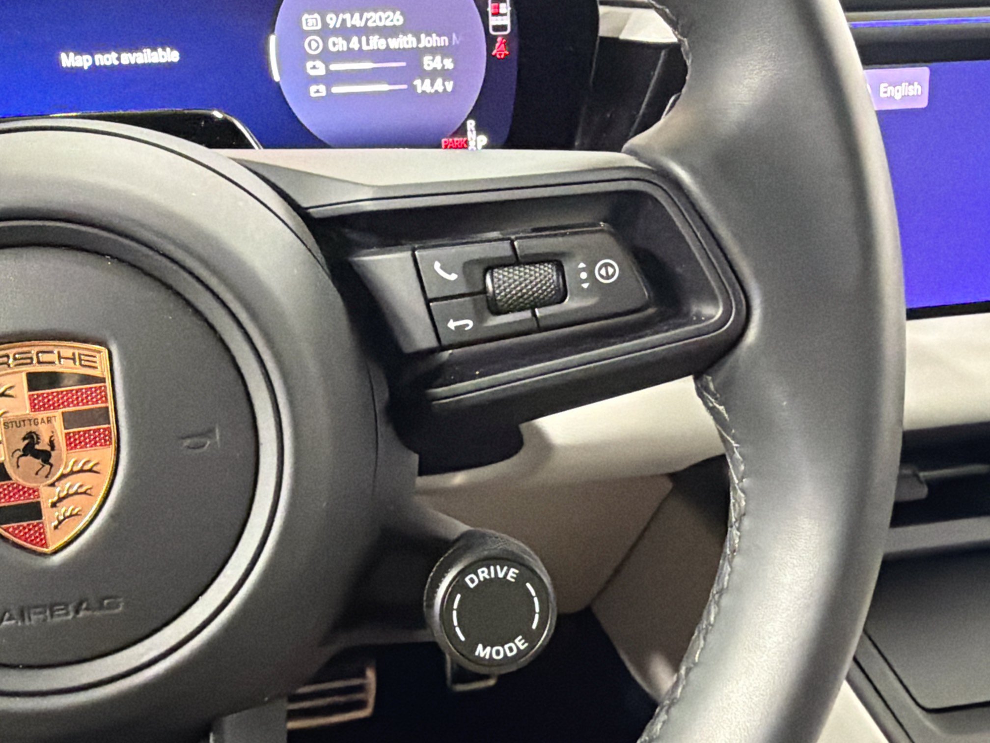 Certified 2026 Porsche Macan 4S Electric AWD/4WD image 39