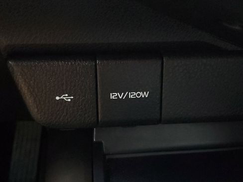 Certified 2022 Toyota Camry LE image 27