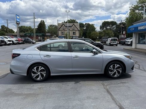 Used 2021 Subaru Legacy Premium image 8