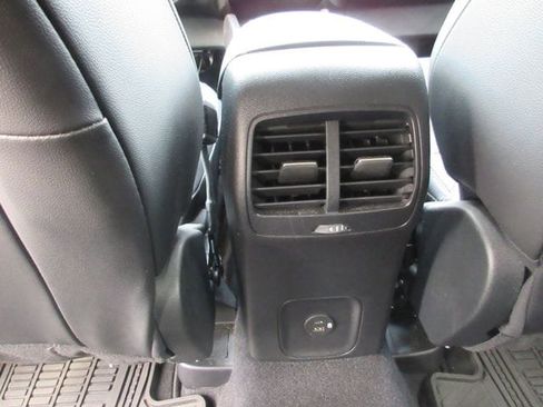 Used 2020 Ford Escape SEL AWD/4WD image 25