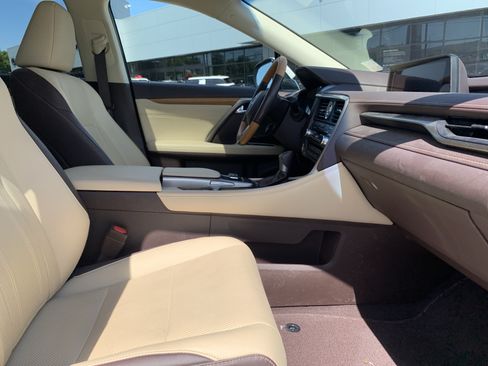 Used 2019 Lexus RX 350 FWD w/ Navigation Package image 35