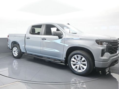 Used 2024 Chevrolet Silverado 1500 Custom image 8