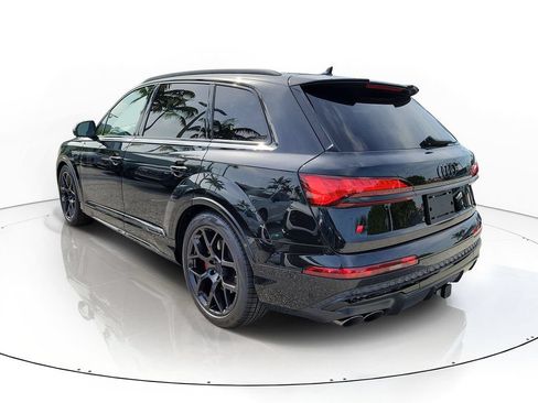 New 2026 Audi SQ7 Premium Plus AWD/4WD image 3