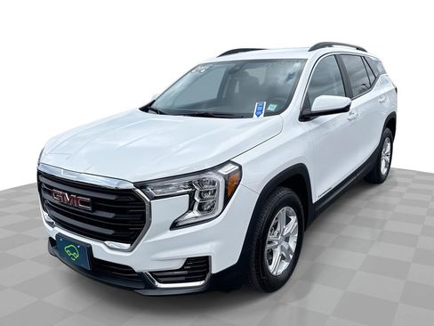 Used 2023 GMC Terrain SLE w/ Driver Convenience Package image 1