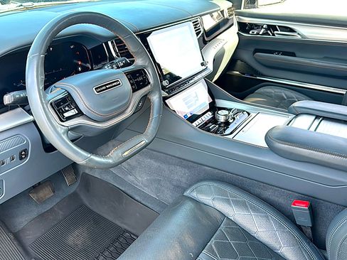 Used 2022 Jeep Grand Wagoneer Series III w/ Rear Seat Video Group 1 image 12