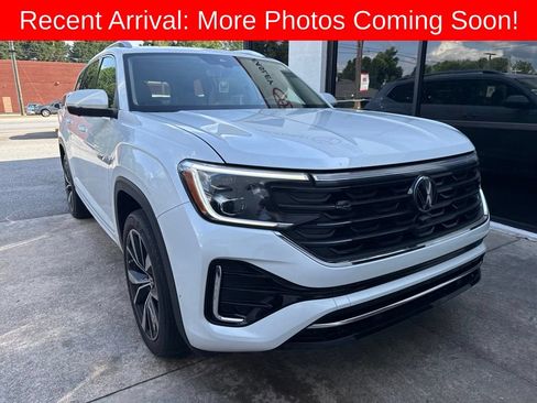 Used 2024 Volkswagen Atlas SEL Premium R-Line AWD/4WD image 1
