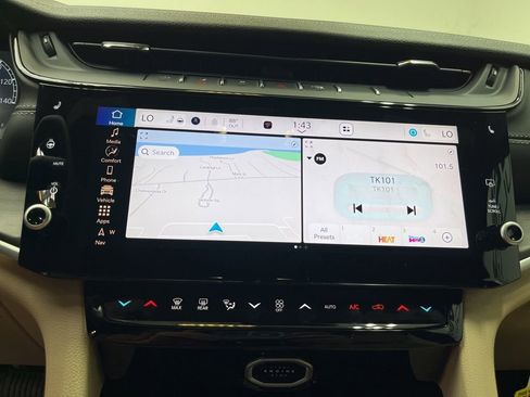 New 2026 Jeep Grand Cherokee Limited image 17