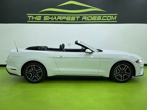 Used 2022 Ford Mustang Premium image 11