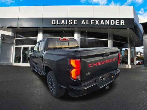 Used 2024 Chevrolet Colorado Z71 w/ Z71 Convenience Package 2 AWD/4WD image 7