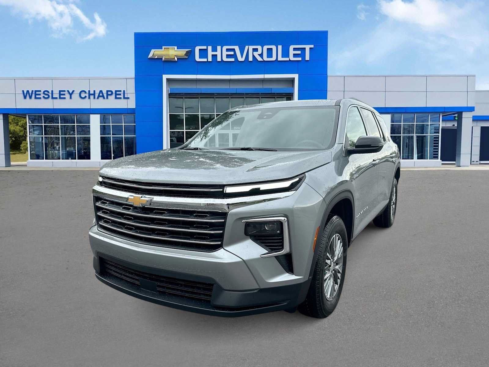 New 2026 Chevrolet Traverse LT w/ LPO, Floor Liner Package FWD image 1