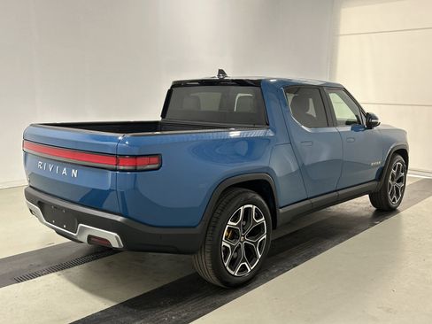 Used 2023 Rivian R1T Adventure image 5