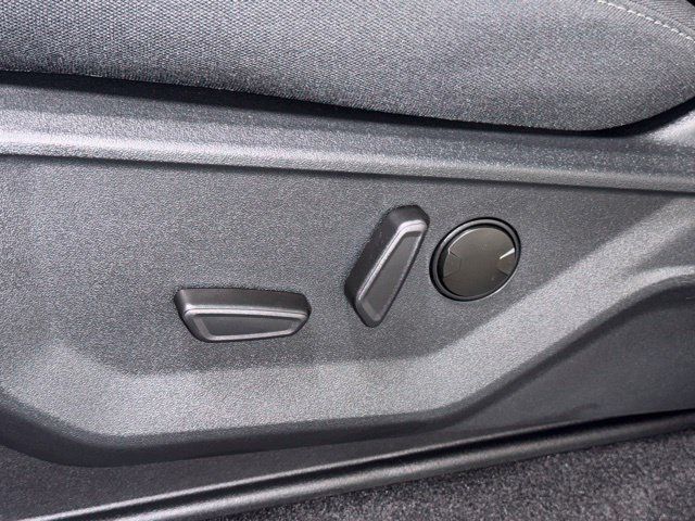 New 2026 Ford F150 XLT w/ Equipment Group 302A MID AWD/4WD image 13