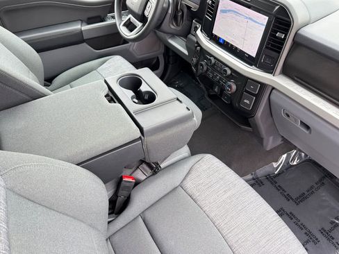 New 2026 Ford F350 4x4 Crew Cab DRW Super Duty image 22