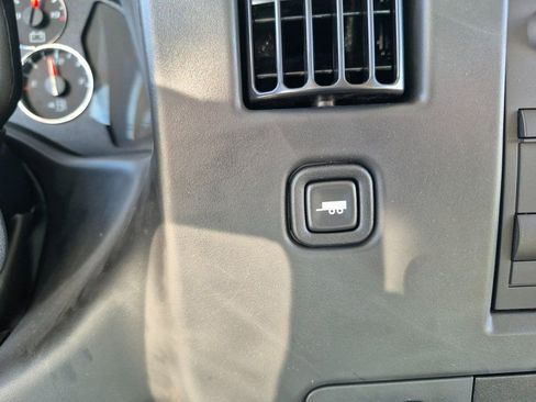 New 2025 Chevrolet Express 3500 w/ Power Convenience Package image 22